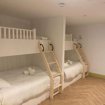 Walsh'S Hotel And Apartments Maghera  ภายนอก รูปภาพ