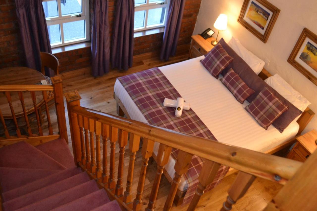 Walsh'S Hotel And Apartments Maghera  ภายนอก รูปภาพ
