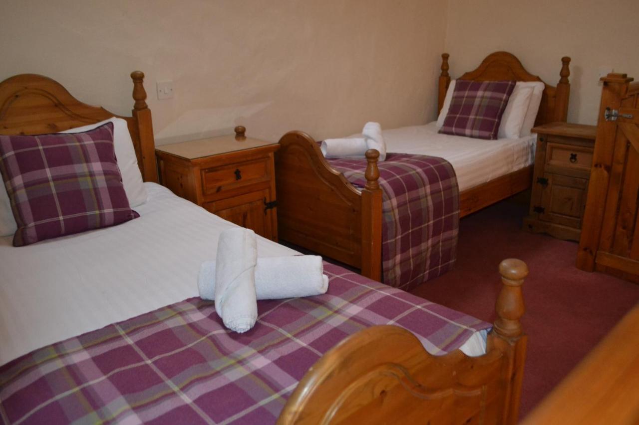 Walsh'S Hotel And Apartments Maghera  ภายนอก รูปภาพ