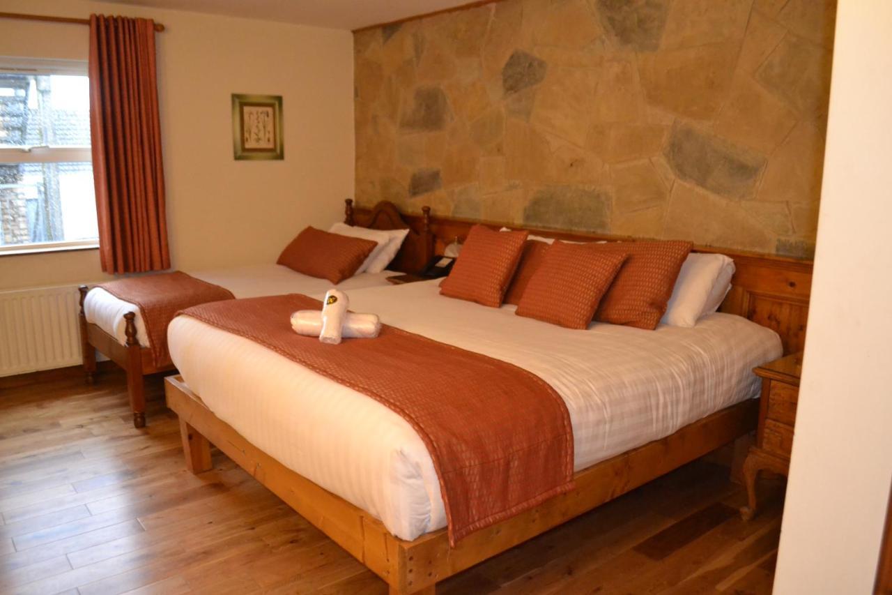 Walsh'S Hotel And Apartments Maghera  ภายนอก รูปภาพ