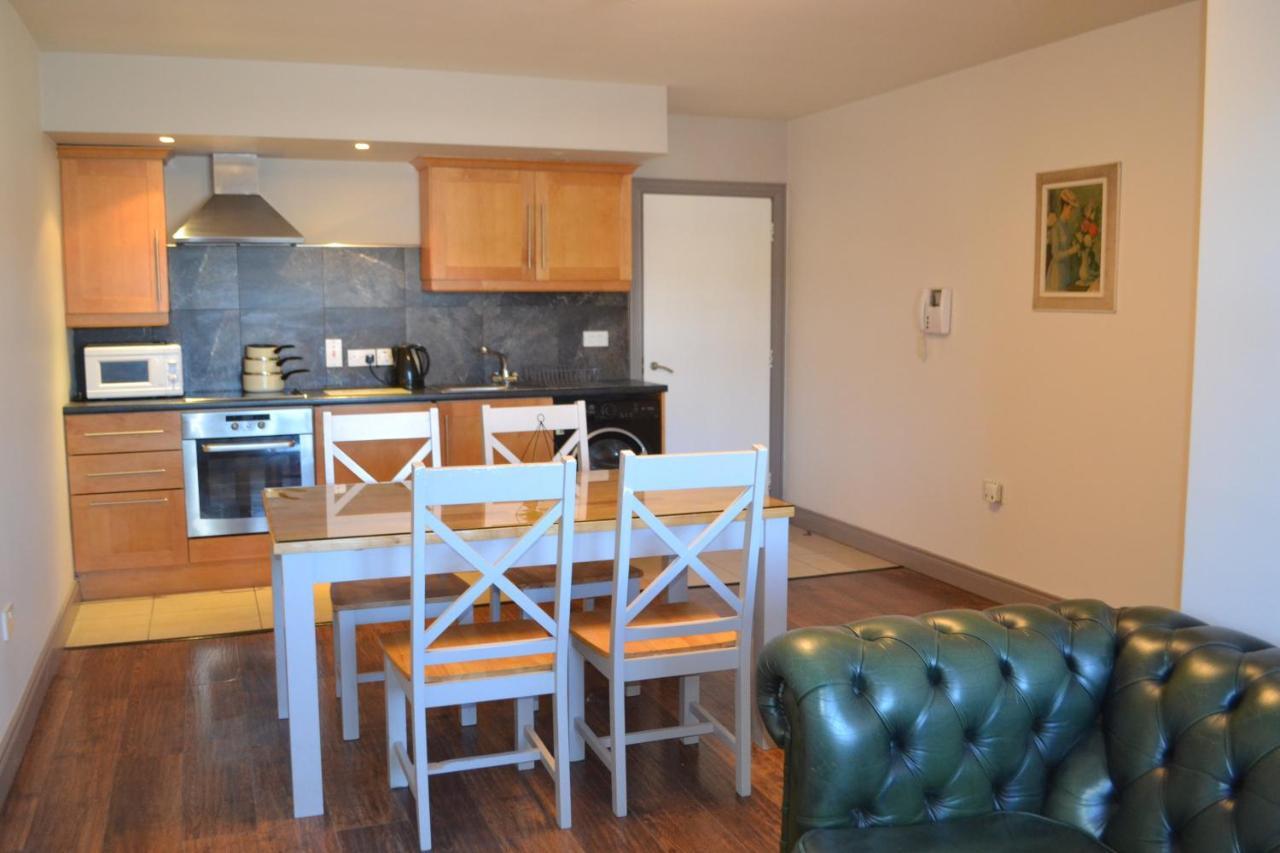 Walsh'S Hotel And Apartments Maghera  ภายนอก รูปภาพ