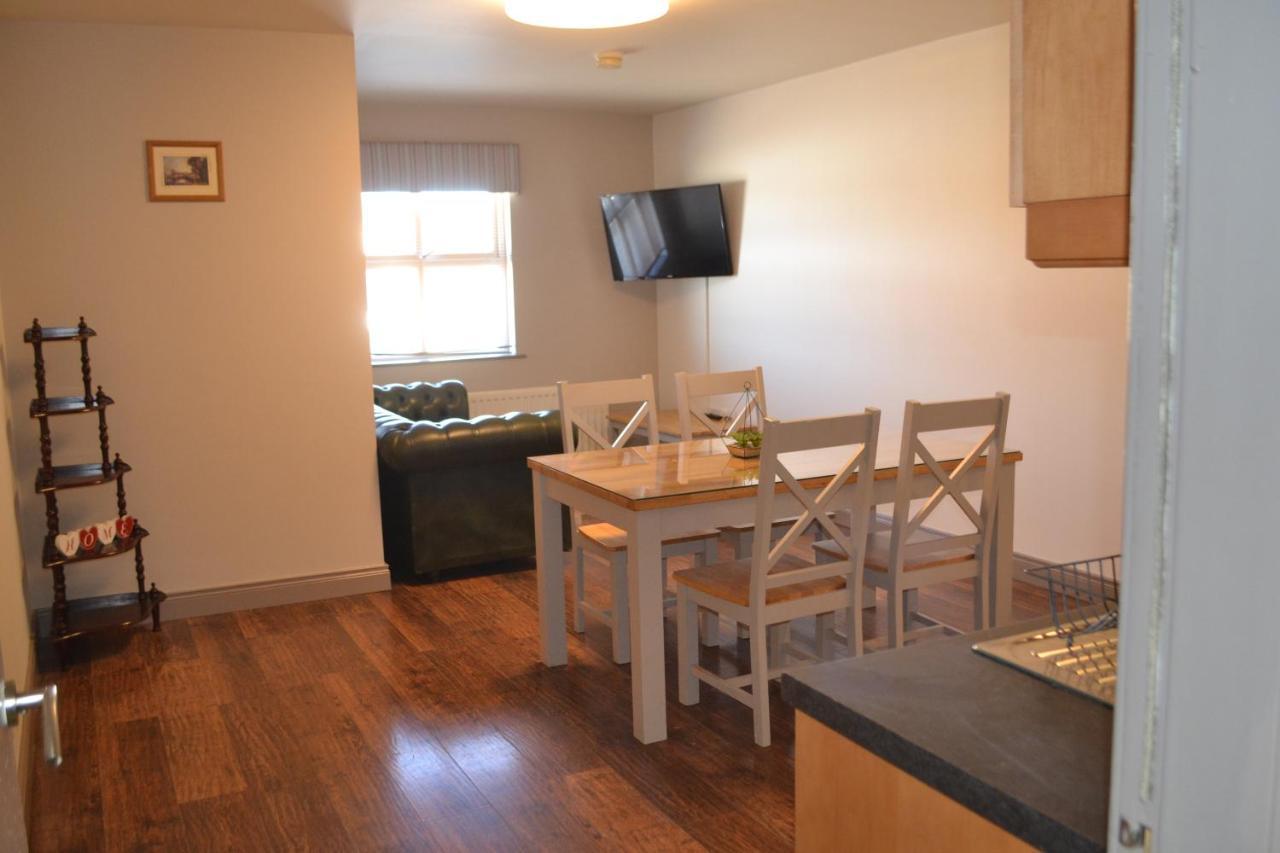 Walsh'S Hotel And Apartments Maghera  ภายนอก รูปภาพ