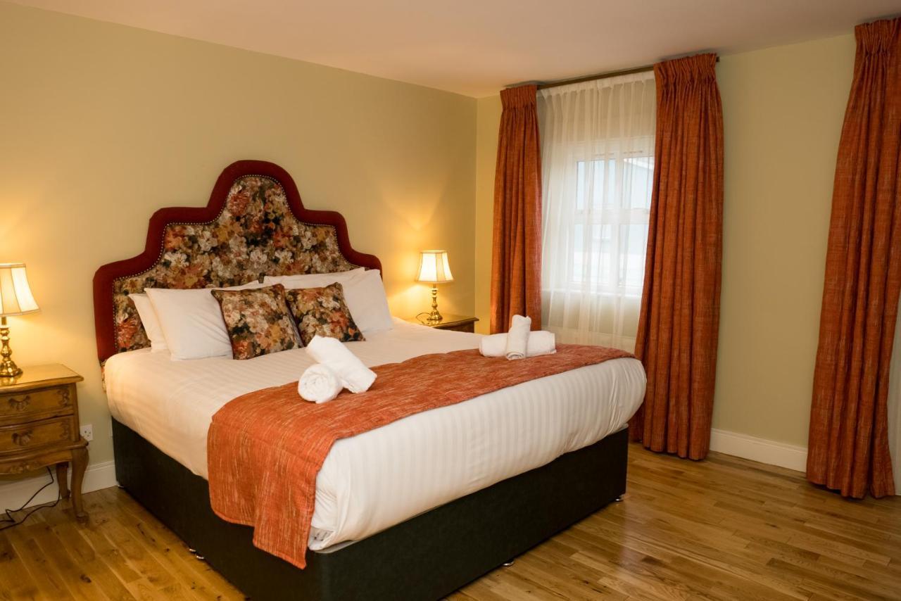 Walsh'S Hotel And Apartments Maghera  ภายนอก รูปภาพ