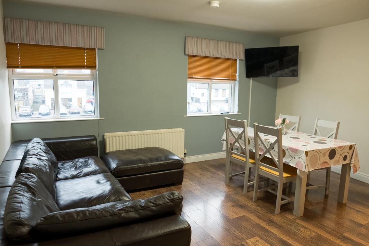 Walsh'S Hotel And Apartments Maghera  ภายนอก รูปภาพ